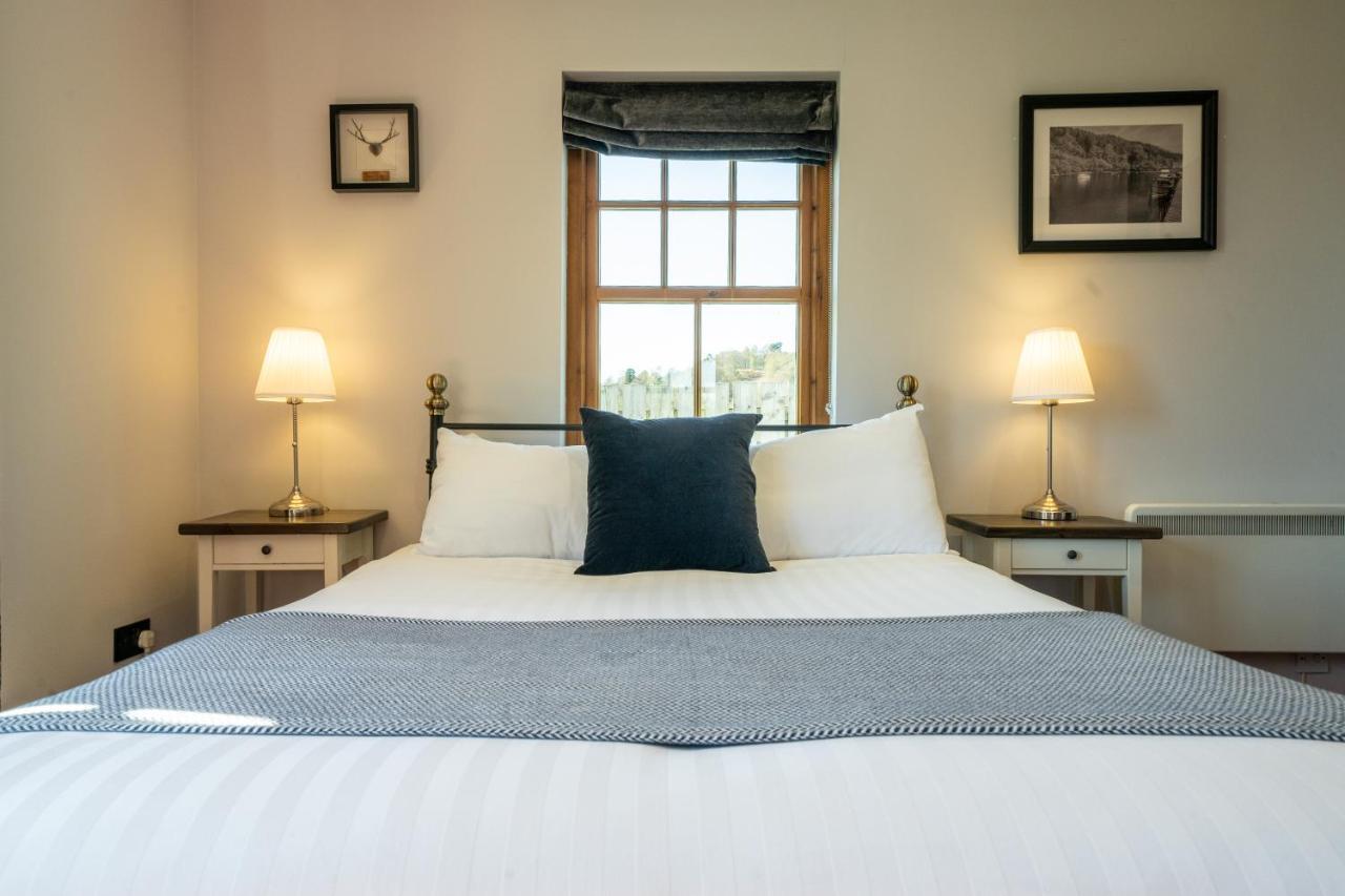 Oak Tree Inn Balmaha Dış mekan fotoğraf