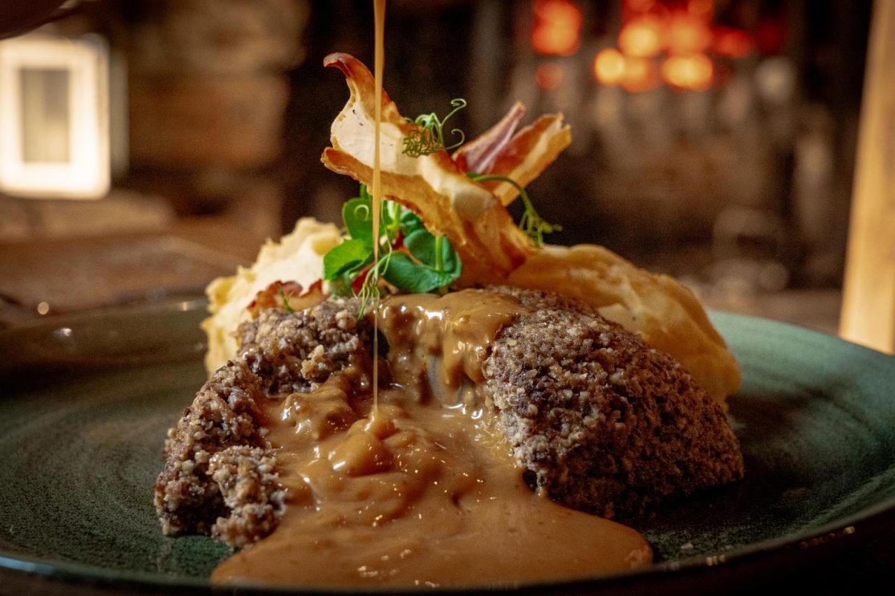 Oak Tree Inn Balmaha Dış mekan fotoğraf