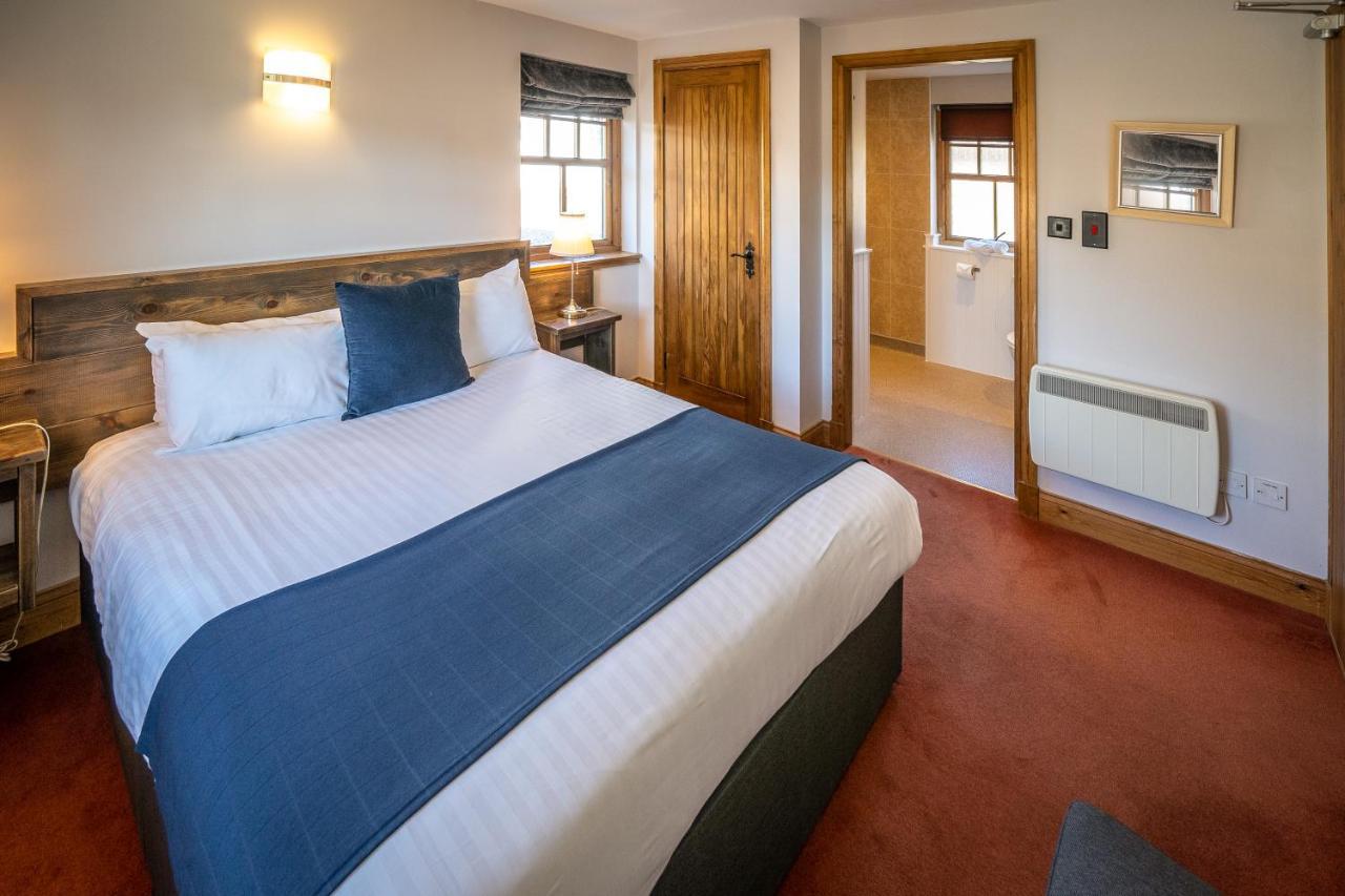 Oak Tree Inn Balmaha Dış mekan fotoğraf
